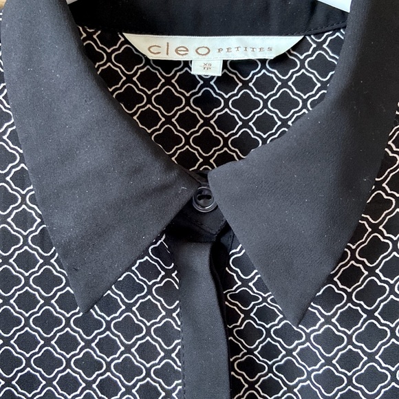 Beautiful blouse for the office. Black and white, size XS Cleo Petites - Picture 3 of 4